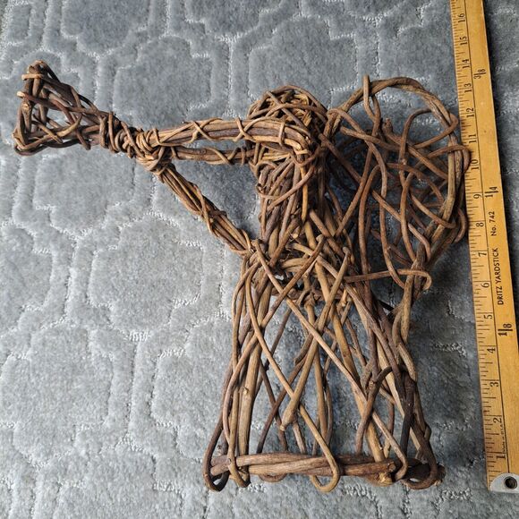 VINTAGE WOODEN TWISTED TWIGS TRUMPETING ANGEL PRIMITIVE STANDING DECOR HANDMADE - Picture 9 of 10